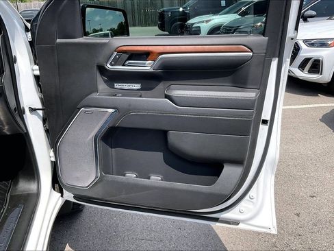 Used 2023 GMC Sierra 1500 Denali w/ Denali Reserve Package AWD/4WD image 26