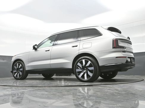 New 2025 Volvo EX90 Ultra image 28