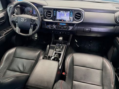 Used 2019 Toyota Tacoma TRD Pro AWD/4WD image 12