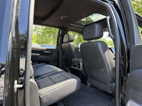 Used 2024 Chevrolet Silverado 2500 High Country AWD/4WD image 14