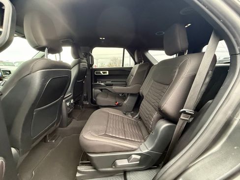 Used 2020 Ford Explorer XLT w/ Class III Trailer Tow Package image 21