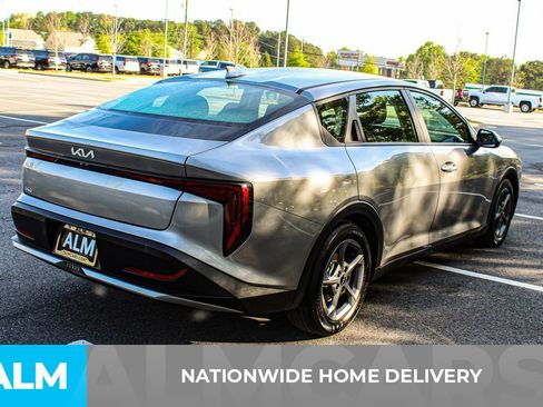 Used 2025 Kia K4 FWD image 5