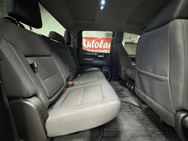 Used 2024 GMC Sierra 1500 Elevation w/ LPO, Elevation Black Package AWD/4WD image 15