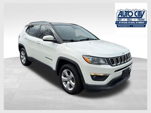 Used 2019 Jeep Compass Latitude w/ Popular Equipment Group AWD/4WD image 1