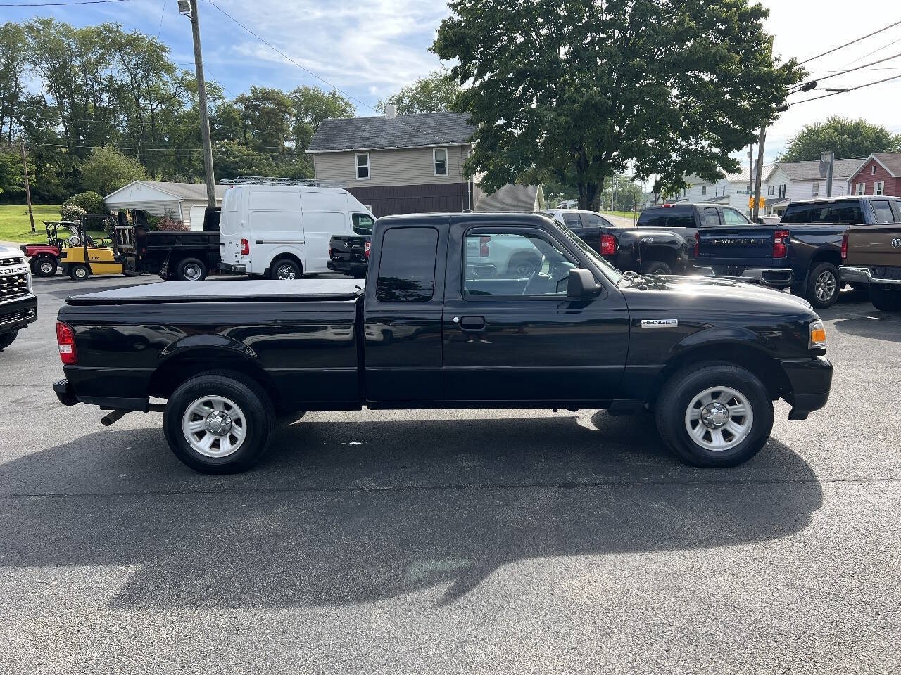 Used 2011 Ford Ranger XLT RWD image 4