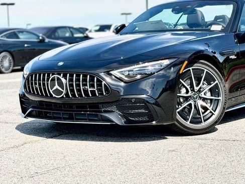 New 2026 Mercedes-Benz SL 43 AMG image 3