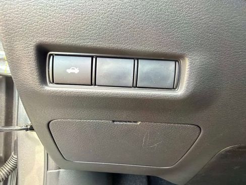 New 2026 Nissan Sentra SR w/ Floor Mat Package FWD image 26