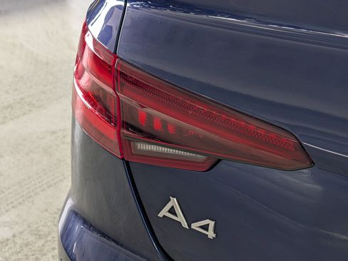Used 2019 Audi A4 2.0T Premium Plus image 17