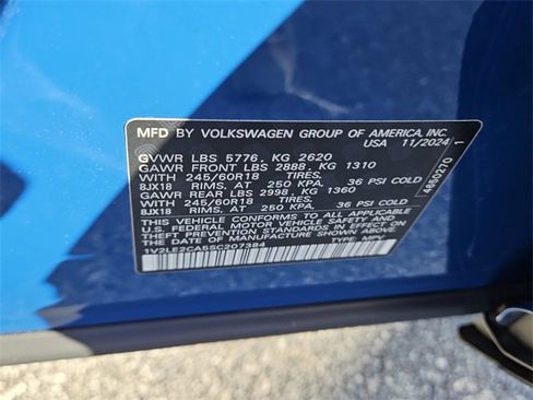 Certified 2025 Volkswagen Atlas Cross Sport SE image 19