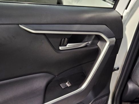 Used 2024 Toyota RAV4 XLE image 36