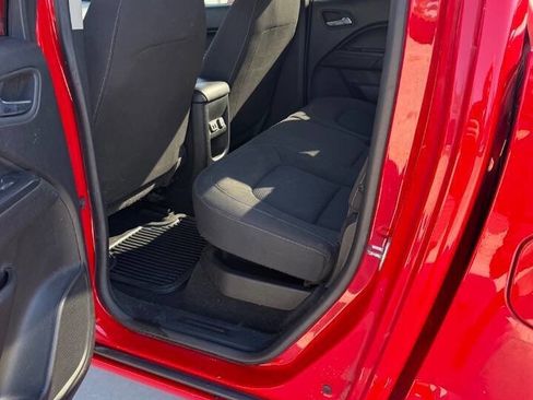 Used 2018 Chevrolet Colorado LT w/ Safety Package image 13