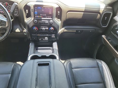 Used 2019 Chevrolet Silverado 1500 LT Trail Boss AWD/4WD image 13