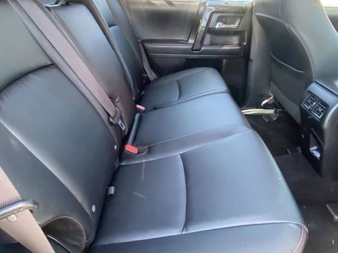 Certified 2024 Toyota 4Runner TRD Off-Road Premium w/ Moonroof Package AWD/4WD image 17