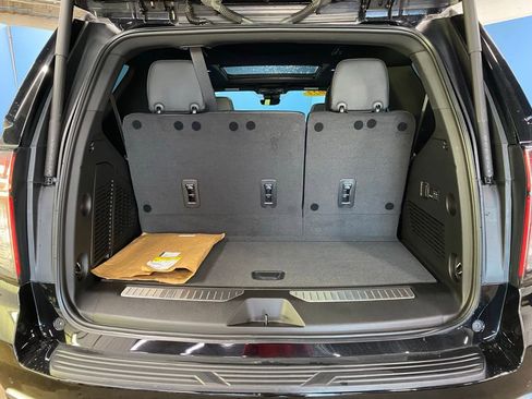 Used 2023 Chevrolet Tahoe High Country image 40