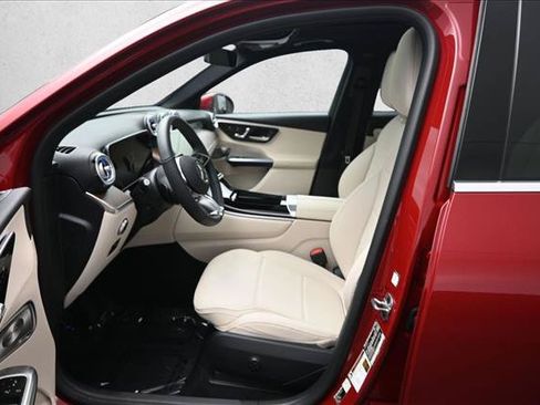 Certified 2026 Mercedes-Benz GLC 300 4MATIC image 9