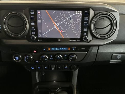 Used 2023 Toyota Tacoma TRD Sport image 9