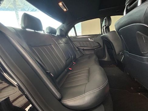 Used 2016 Mercedes-Benz E 400 Sedan image 12