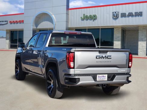 Used 2023 GMC Sierra 1500 Elevation w/ LPO, Elevation Black Package image 4