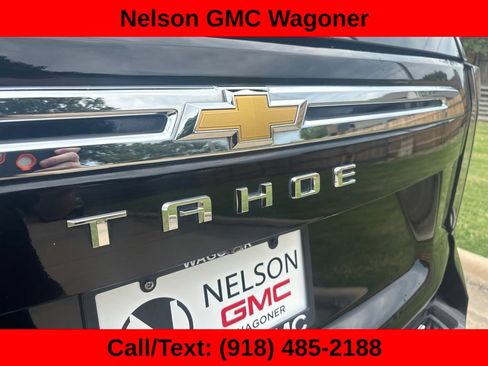 Used 2022 Chevrolet Tahoe LT w/ Luxury Package AWD/4WD image 10