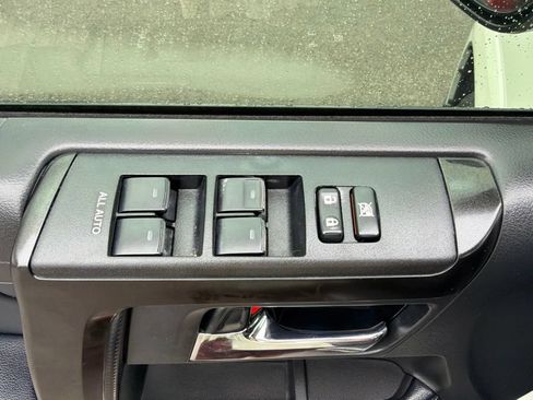 Used 2021 Toyota 4Runner Nightshade AWD/4WD image 26