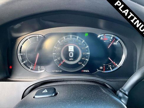 Used 2019 Cadillac Escalade ESV Platinum image 22