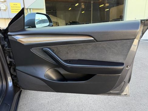 Used 2021 Tesla Model 3 Long Range image 20