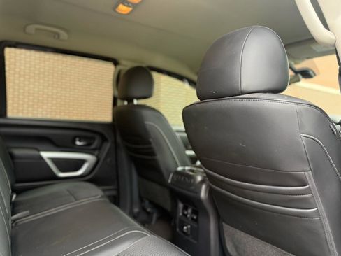 Used 2017 Nissan Titan PRO-4X image 34