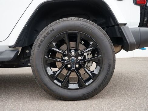 Used 2022 Jeep Wrangler Unlimited Sahara w/ Cold Weather Group image 33