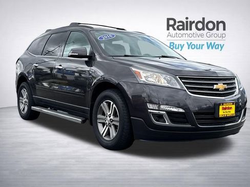 Used 2016 Chevrolet Traverse LT w/ Traveler's Package image 1