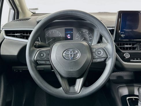 Used 2024 Toyota Corolla LE image 17