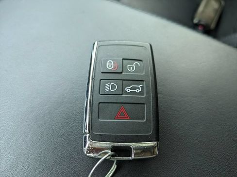 Used 2019 Land Rover Range Rover Sport SVR AWD/4WD image 34