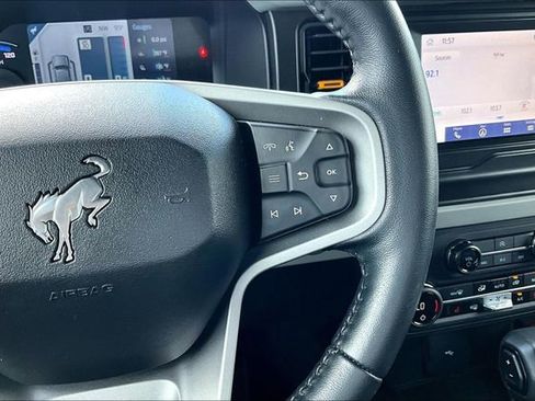 Used 2023 Ford Bronco Badlands AWD/4WD image 10