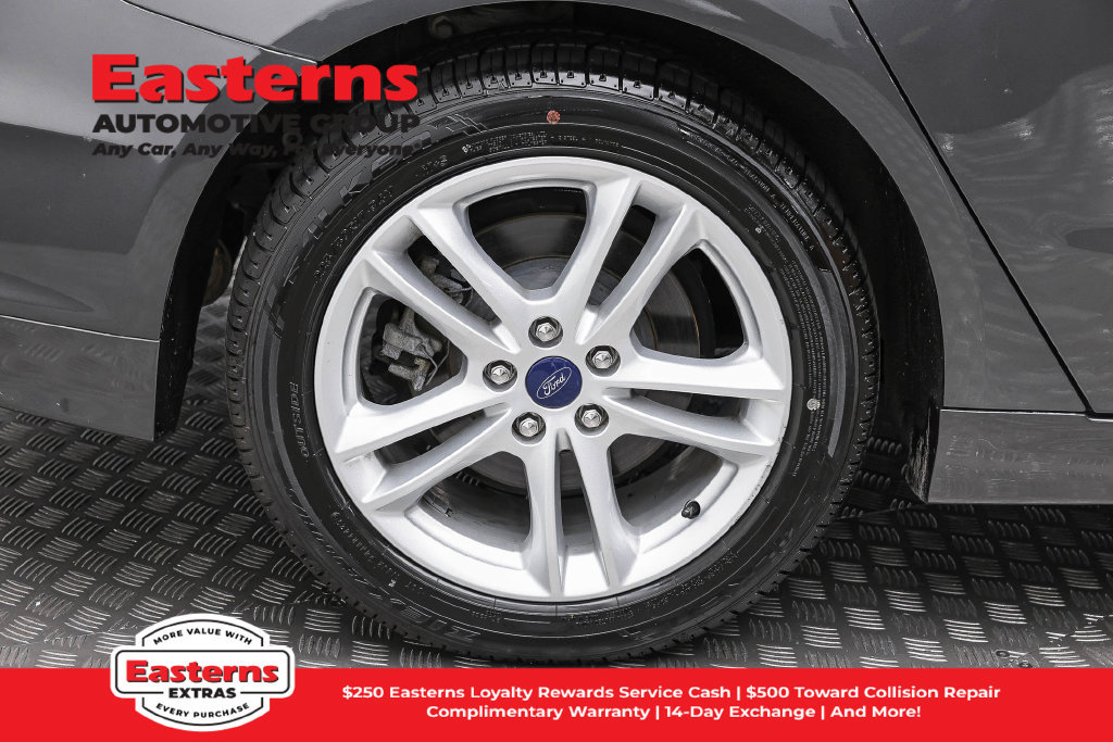Used 2018 Ford Fusion S FWD image 30