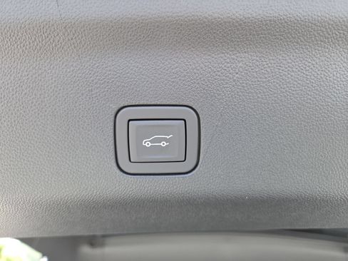 New 2026 GMC Yukon AT4 w/ AT4 Premium Plus Package AWD/4WD image 28