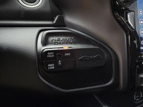 Used 2022 RAM 2500 Big Horn w/ Night Edition image 40