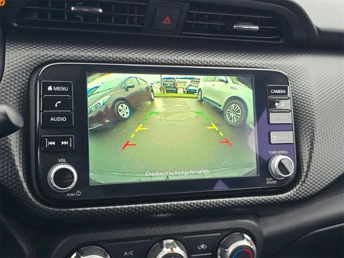 Used 2024 Nissan Kicks SV image 38