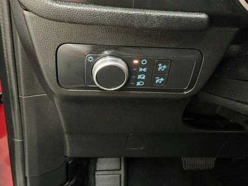 Used 2020 Ford Escape SE FWD image 20