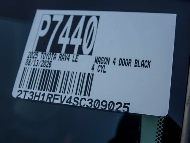 Used 2025 Toyota RAV4 LE FWD image 29