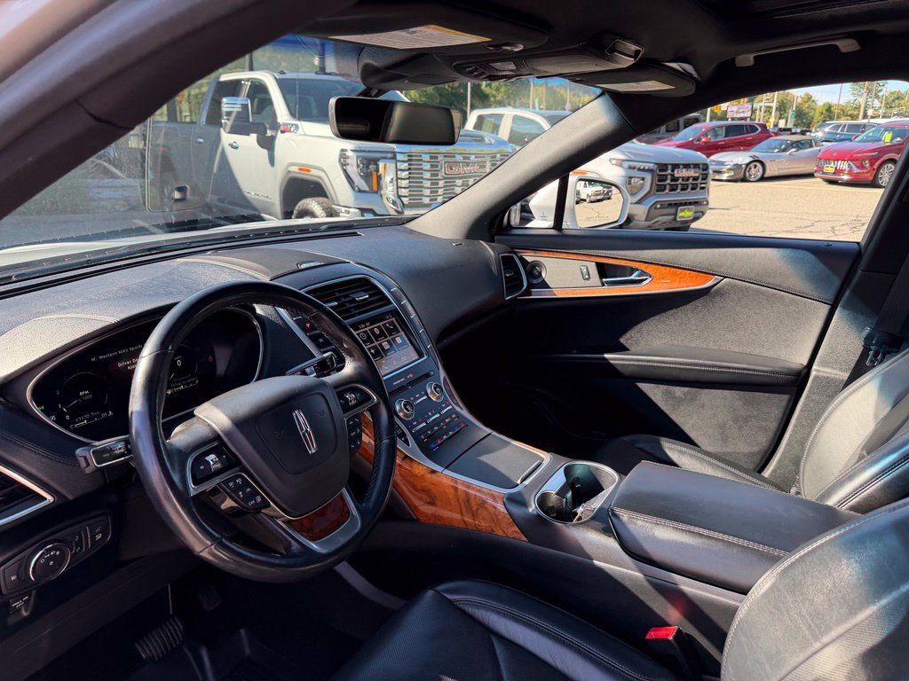 Used 2019 Lincoln Nautilus Reserve AWD/4WD image 19
