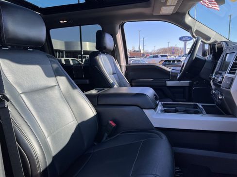 Used 2017 Ford F350 Lariat w/ Lariat Ultimate Package image 25