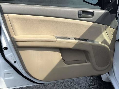 Used 2008 Nissan Sentra 2.0 FWD image 14