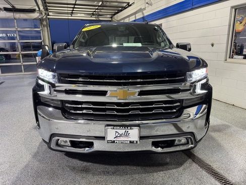 Used 2020 Chevrolet Silverado 1500 LTZ w/ LTZ Premium Package image 3
