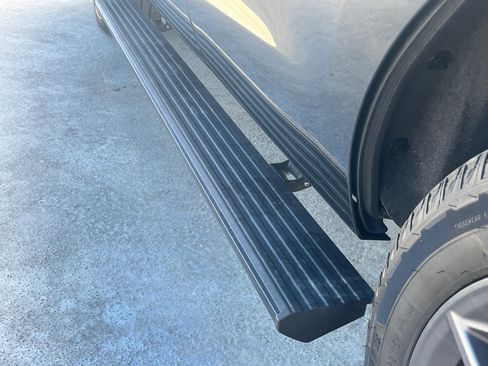 Certified 2025 Ford Expedition Platinum w/ Stealth Performance Package image 21