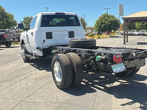 New 2026 RAM 3500 Tradesman w/ Chrome Appearance Group image 5