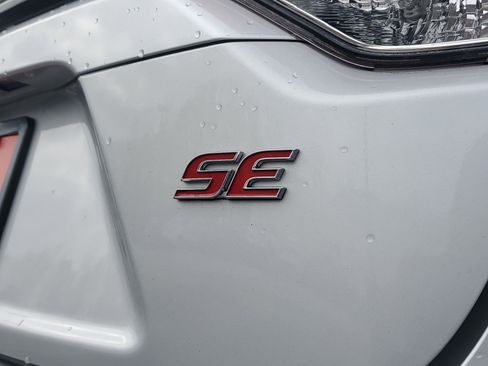 Certified 2024 Toyota Corolla SE image 7