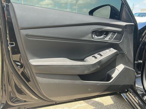 Used 2023 Honda Accord Sport image 8