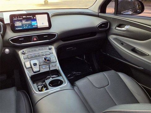 Used 2022 Hyundai Santa Fe Limited image 10