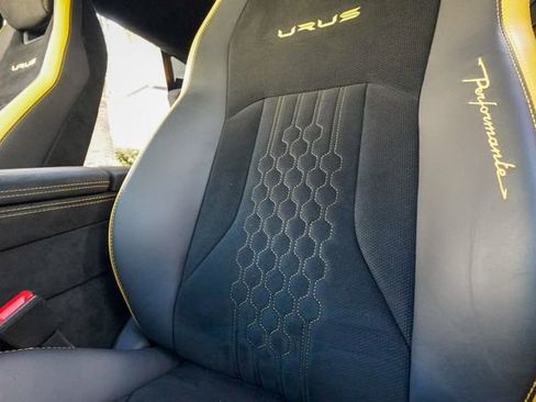 Used 2023 Lamborghini Urus Performante image 66