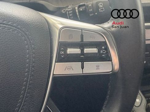 Used 2023 Kia Telluride EX w/ EX Captain's Chair Package FWD image 19