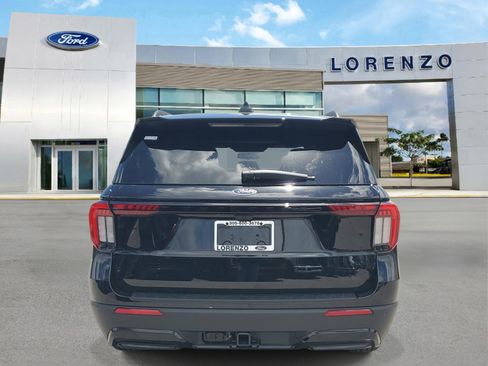 New 2026 Ford Explorer ST-Line RWD image 5